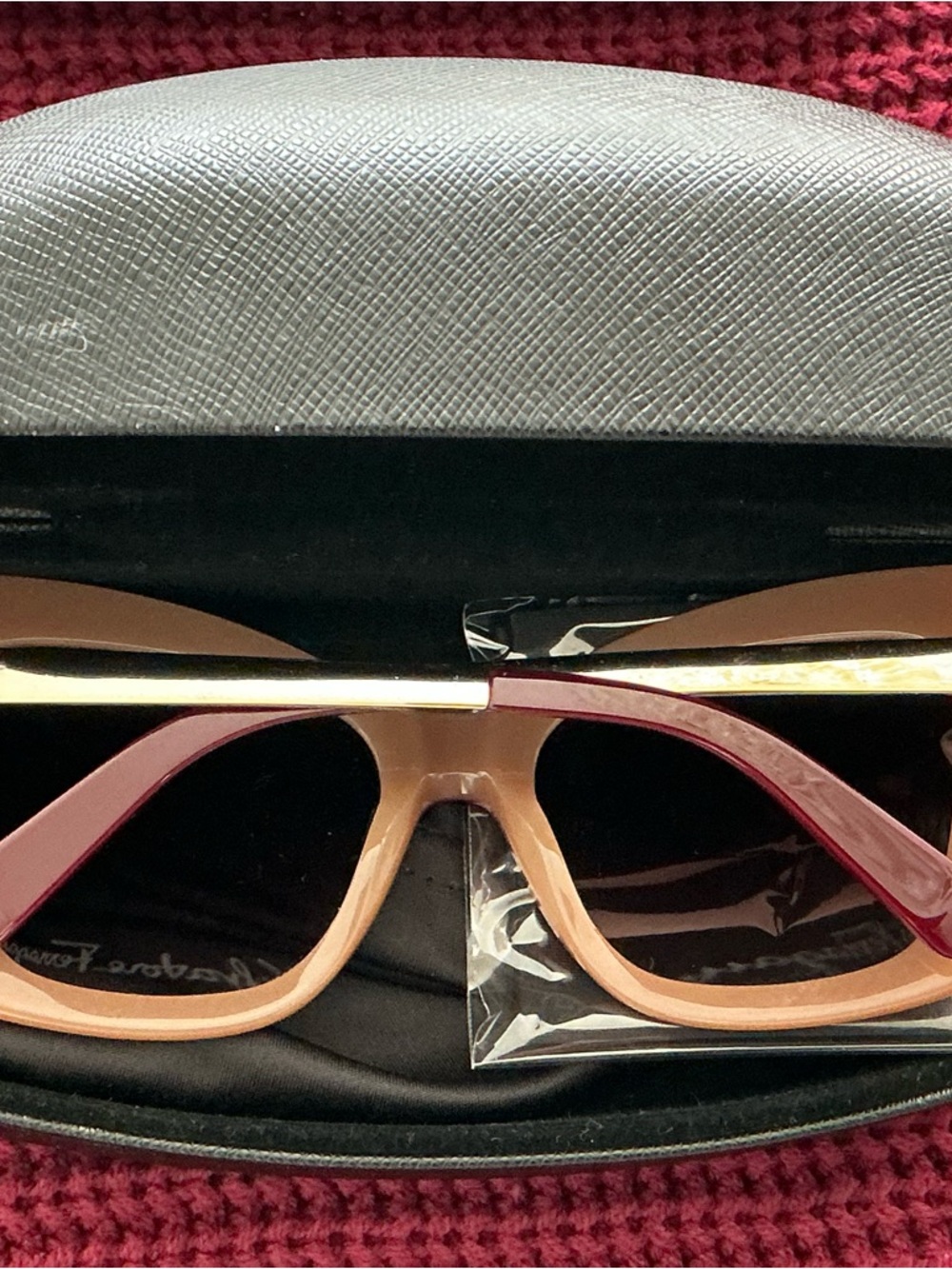 Salvatore Ferragamo SF814S 631 54-18-135 Women’s Red Coral Sunglasses New - Picture 3 of 11